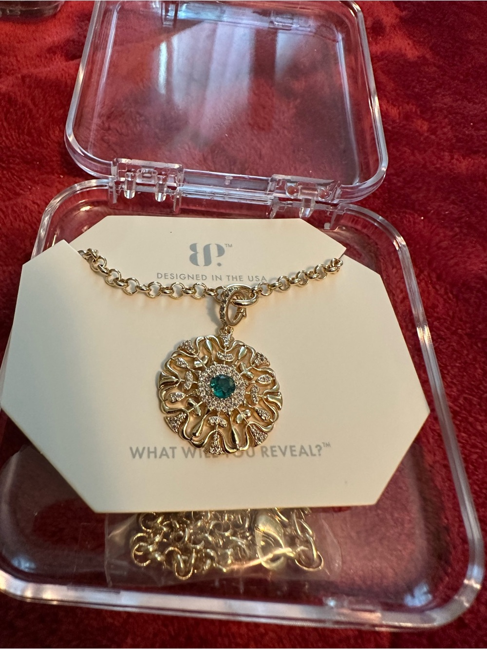 Gold Tone Pendant Necklace with Green Crystal Center